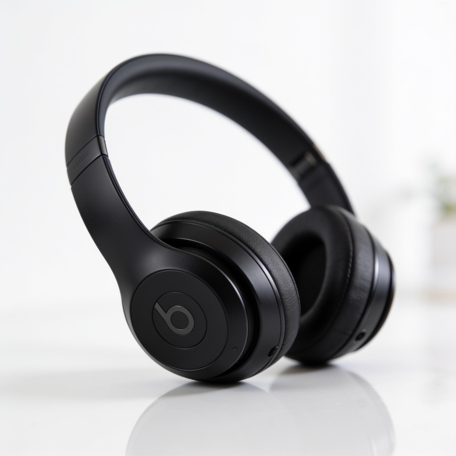 Aura Pro Wireless Headphones